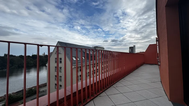 Penthouse Wohnung mit Wasserblick - 2-Zimmer-Wohnung! Erstbezug — photo 1